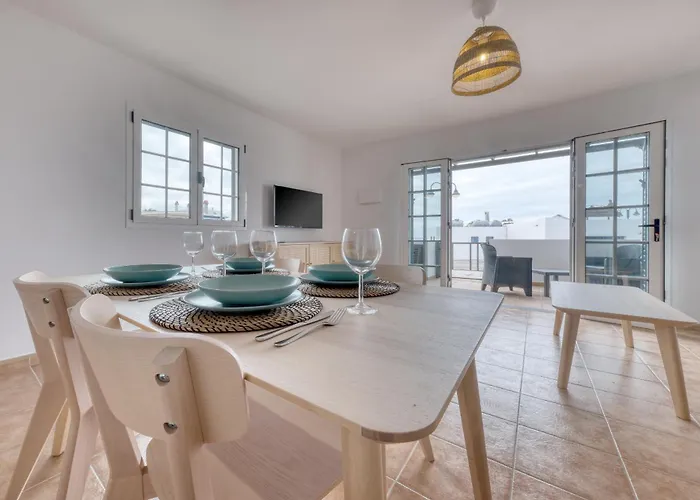 Tatil Evi El Charcon B - 10m To The By Lanzarote Arrieta (Lanzarote)