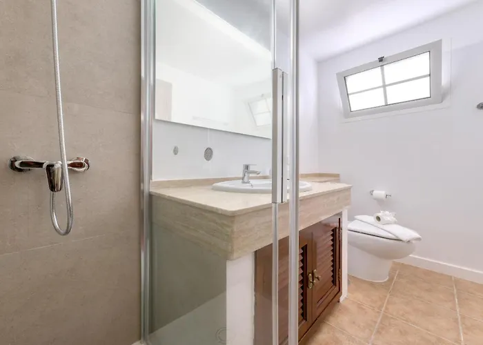 El Charcon B - 10m To The By Lanzarote بيت للعطل أرايتا