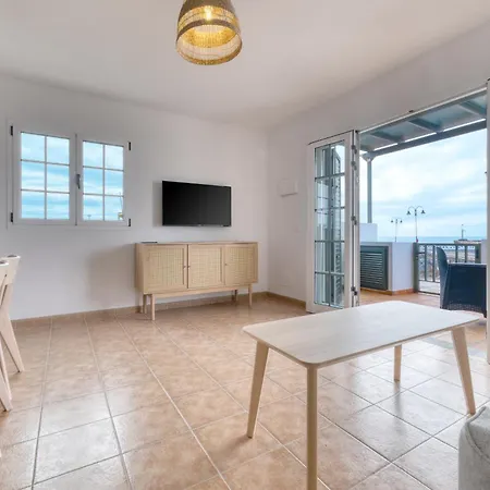 El Charcon B - 10m To The By Lanzarote *