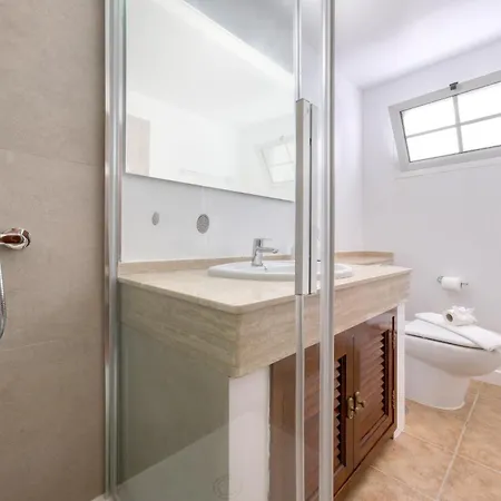 El Charcon B - Beachfront View By Lanzarote 度假居 阿列塔