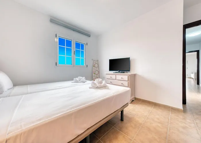 El Charcon B - 10m To The By Lanzarote *