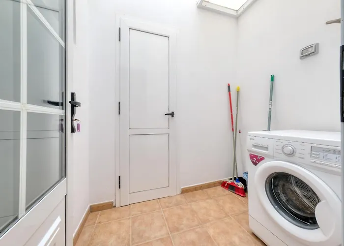 El Charcon B - 10 Meters To The By Lanzarote *