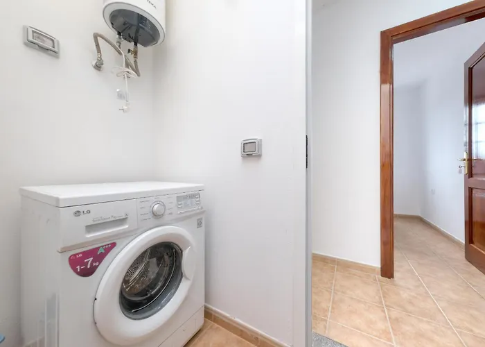 El Charcon B - 10m To The By Lanzarote