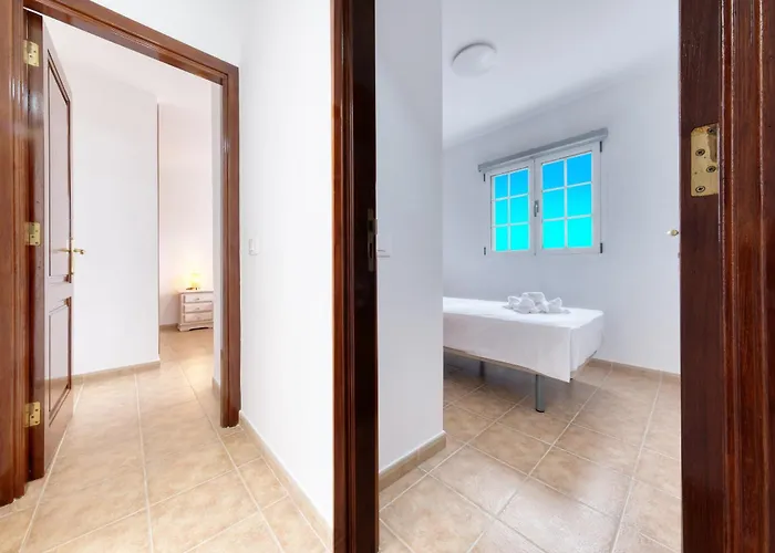 El Charcon B - 10m To The By Lanzarote