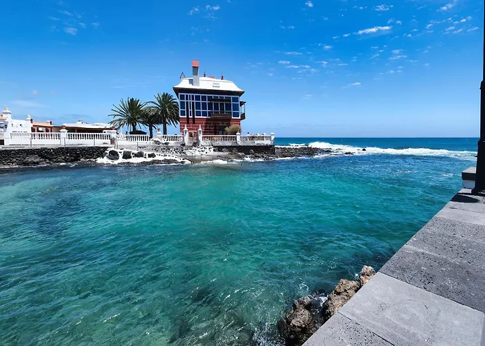 El Charcon B - 10m To The By Lanzarote Feriehus