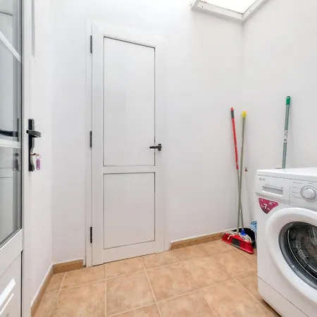 El Charcon B - 10 Meters To The By Lanzarote *